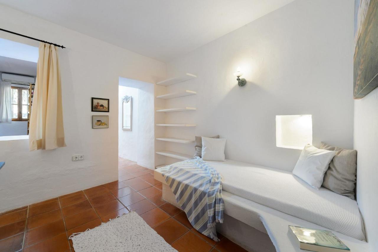 Villa Patri Sant Carles de Peralta Exterior photo